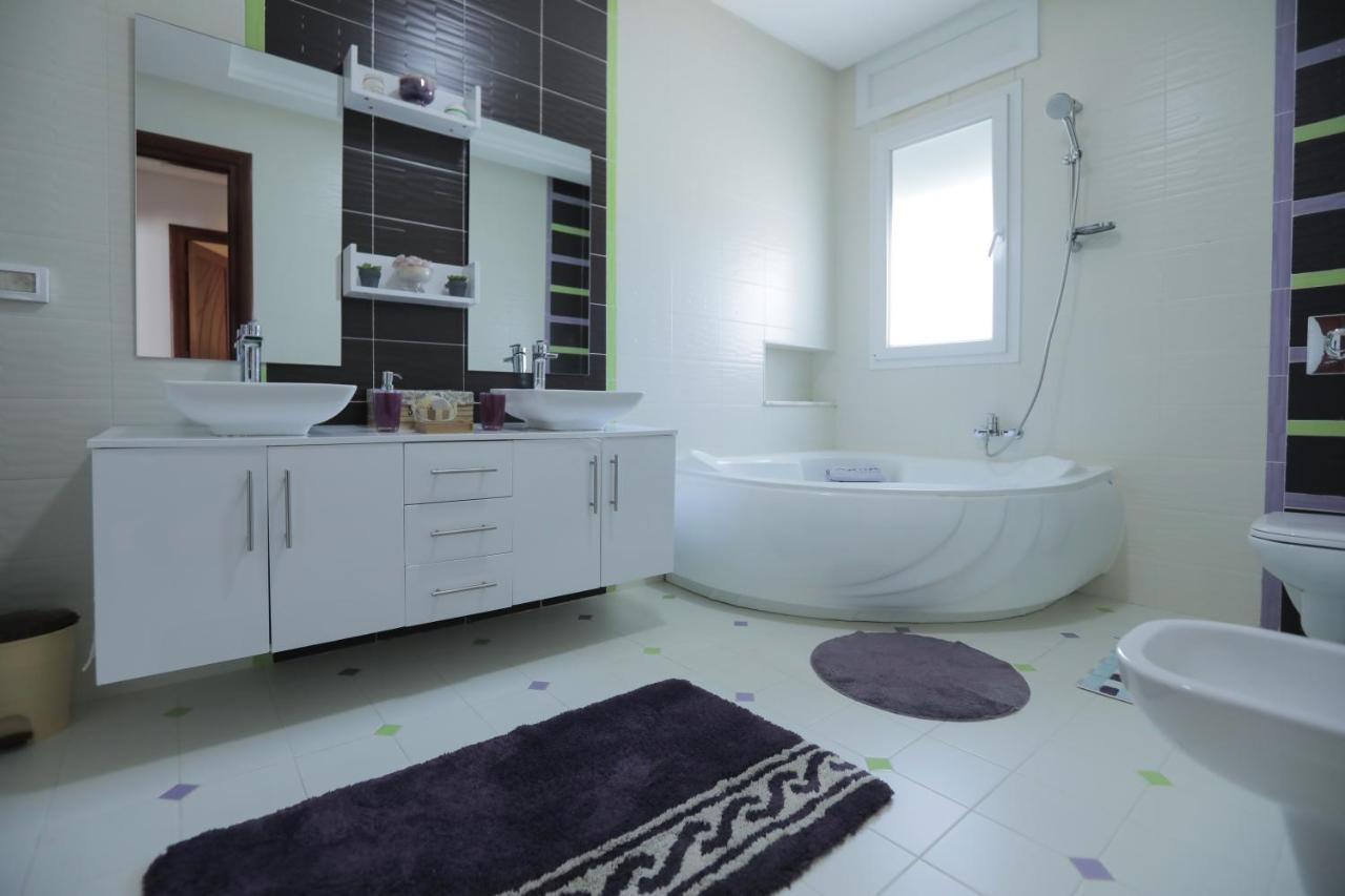 Magnifique Avec Piscine, Pour Vos ! Villa *